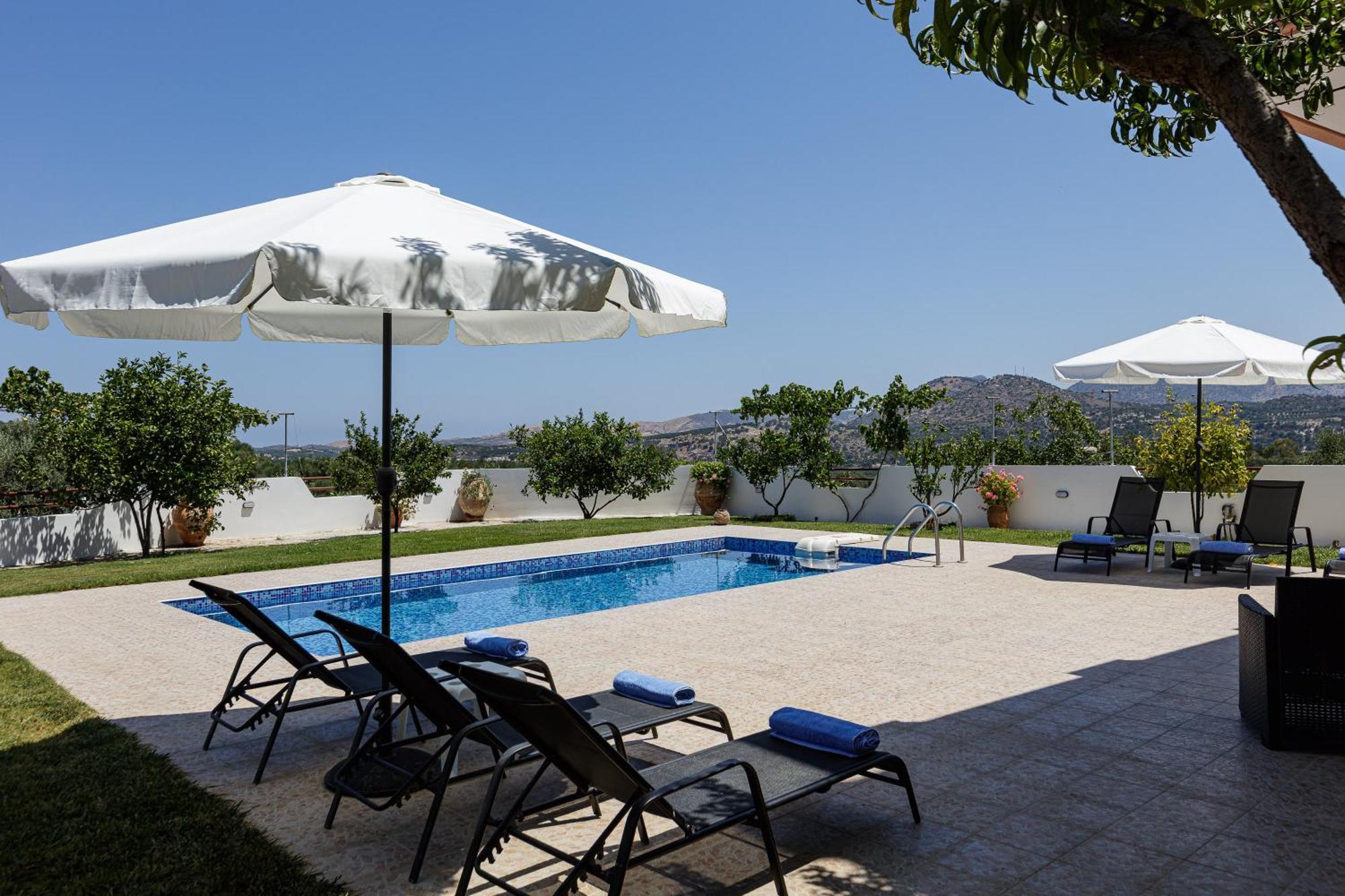 Marina Villa, A Nature Inspiring Retreat Perama  Buitenkant foto