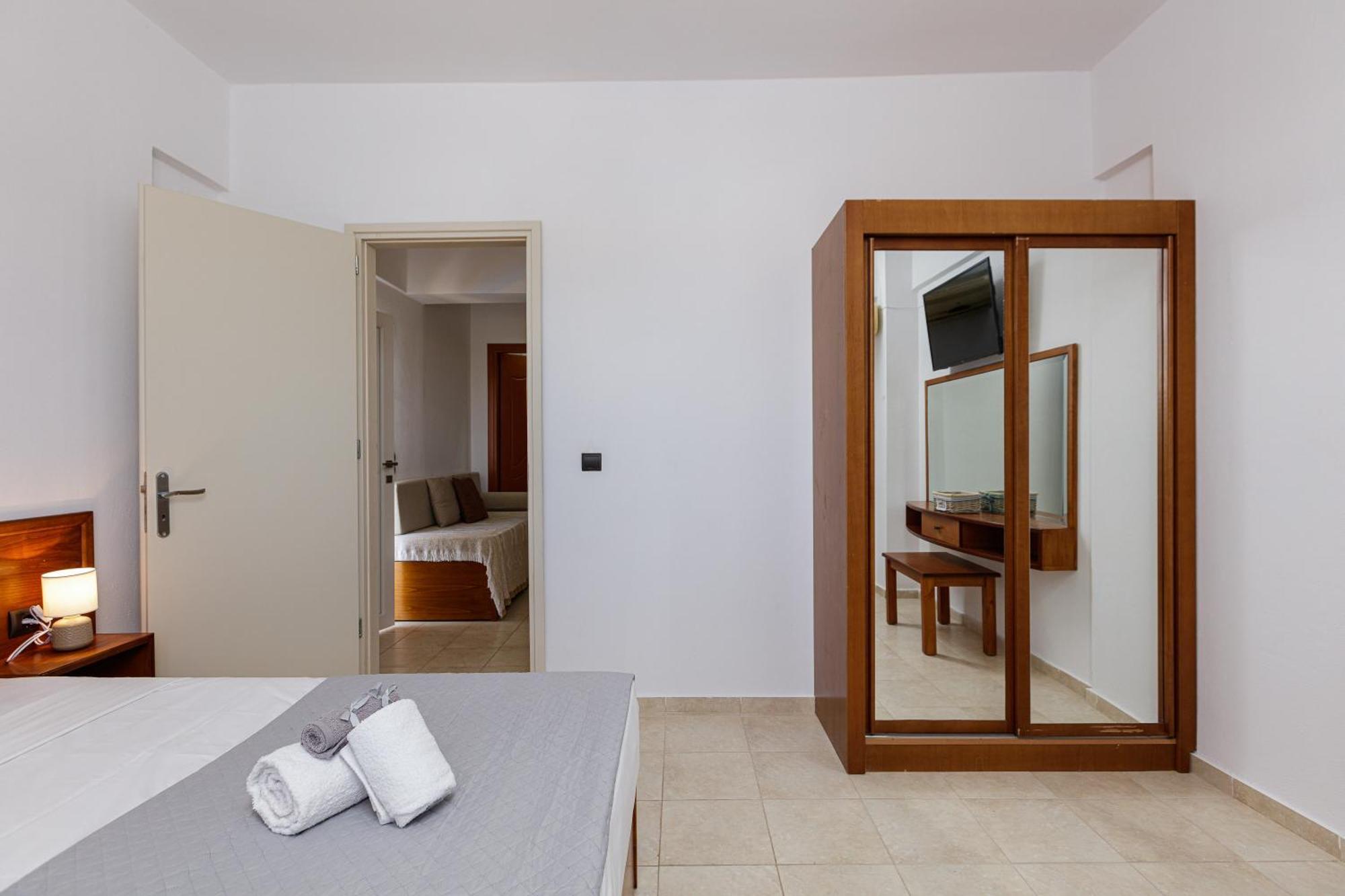 Marina Villa, A Nature Inspiring Retreat Perama  Buitenkant foto